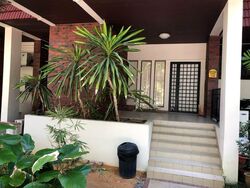 Upper East Coast Road (D15), Terrace #530731431